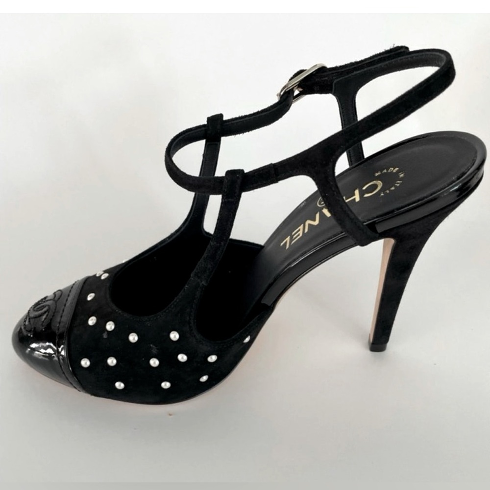 CHANEL Black Pearl Stiletto Ankle Strap Pump Size 37.5 $850 - Picture 5 of 6